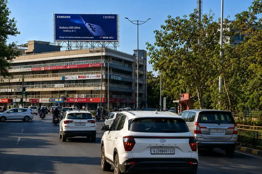 Outdoor advertising campaign